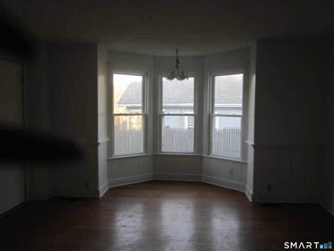 Building Photo - 78 Alcove St
