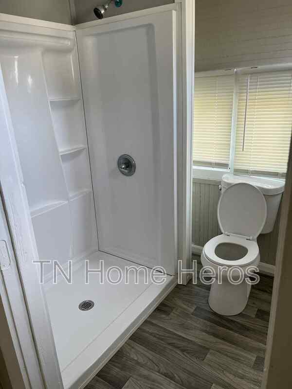 Building Photo - 505 E Morelia Ave