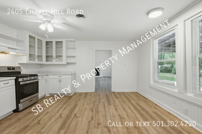 Building Photo - 2405 Chapel Hill Rd