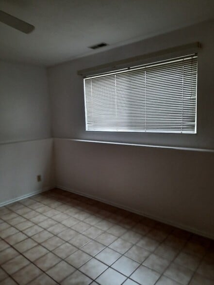 Building Photo - 3760 W 4875 S