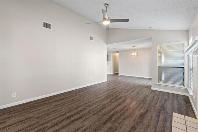 Building Photo - 707 Brookside Pass