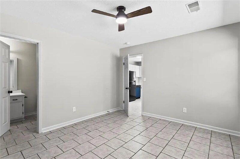 Building Photo - 176 Timber Creek Ln SW