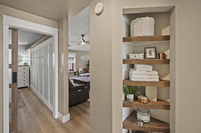 Building Photo - Modern Comfort Meets Charm – Beautifully U...