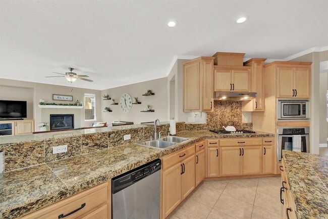 Building Photo - 107 Brighton Cir