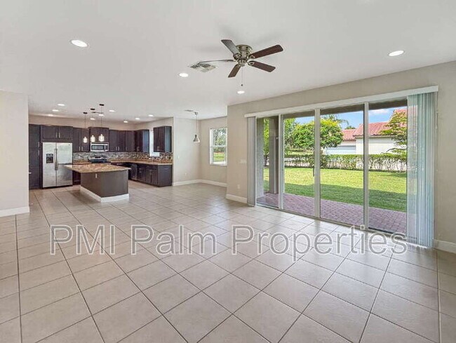 Building Photo - 3001 Strada Court