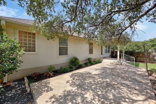 Building Photo - 3321 Winding River Trail