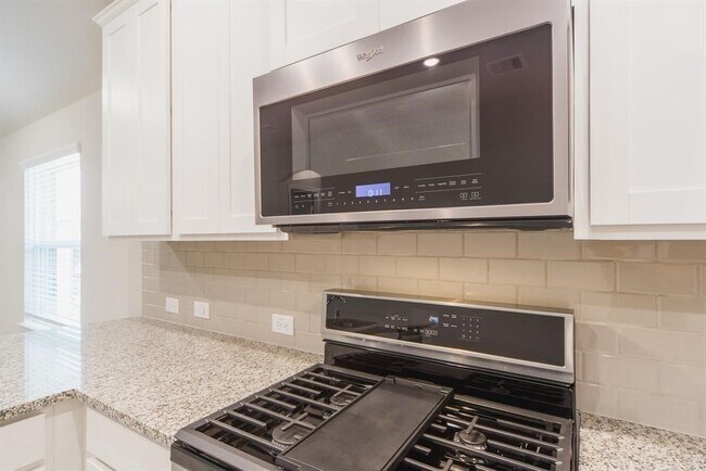 Building Photo - 11219 Victoria Hollow Trace