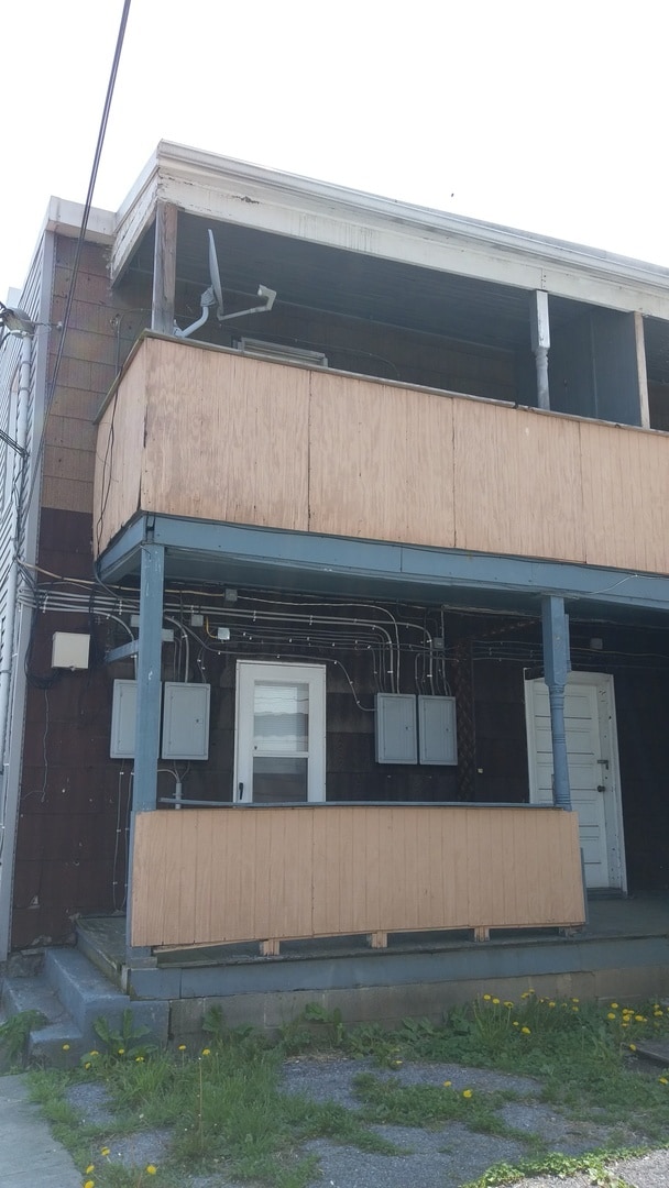 Building Photo - 401-403 Arch St