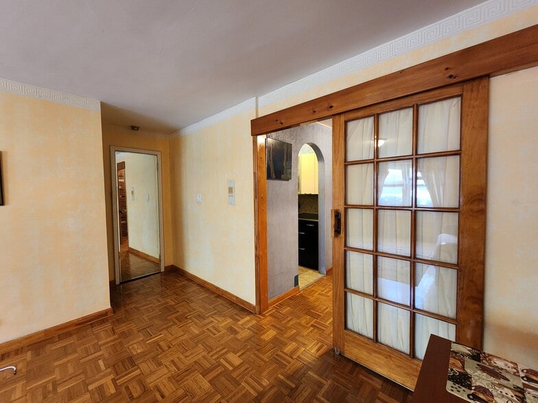 Building Photo - 2678 Ocean Ave