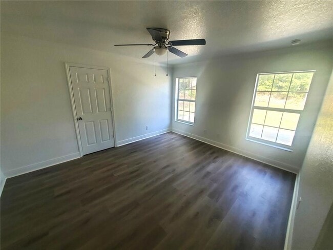 Building Photo - 2825 SW 140th Ct