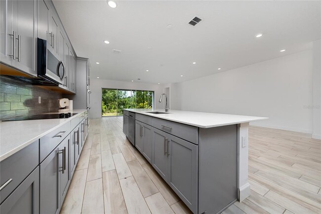 Building Photo - 7687 Bowery Dr