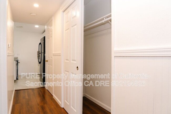 Building Photo - 10095 Nebula Way
