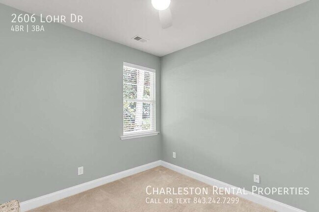 Building Photo - 2606 Lohr Dr