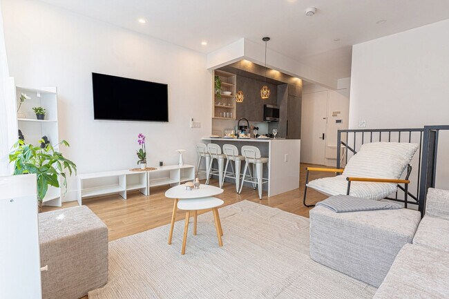 Building Photo - 251 Covert St.