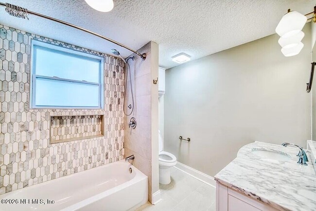 Building Photo - 259 Riberia St