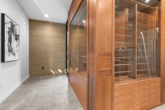 Building Photo - 3415 Rosefinch Trail