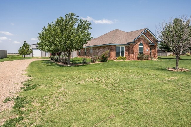 Building Photo - 15702 Outback Trail