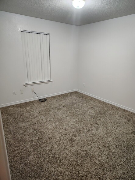 Bedroom #2 - 574 Rough Leaf Ln