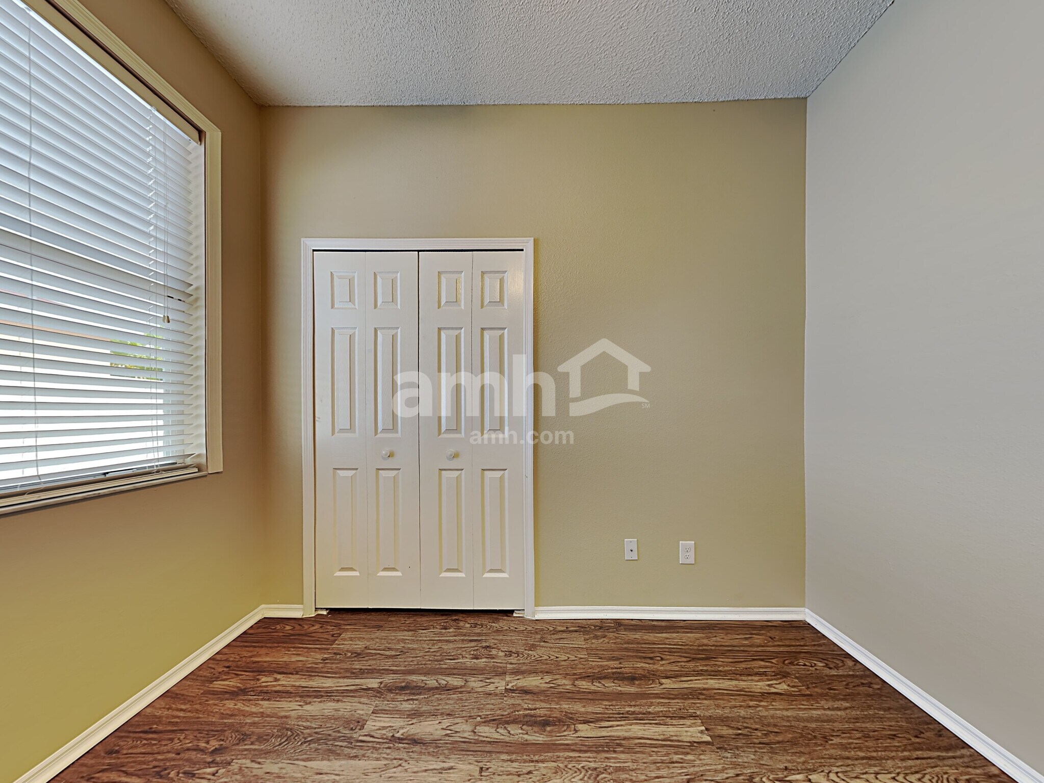 Building Photo - 11542 Wellman Dr