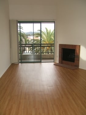Interior Photo - 11660 Mayfield Ave