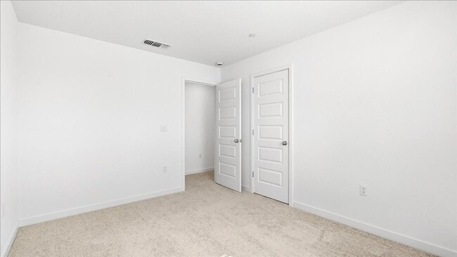 Building Photo - 1045 Lost Creek Ranch Dr