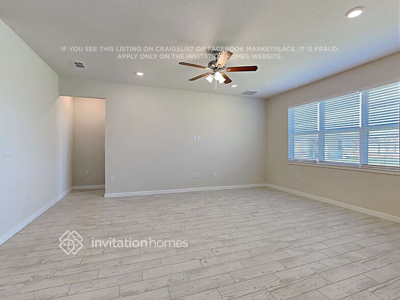 Building Photo - 5069 Sparkling Water Wy