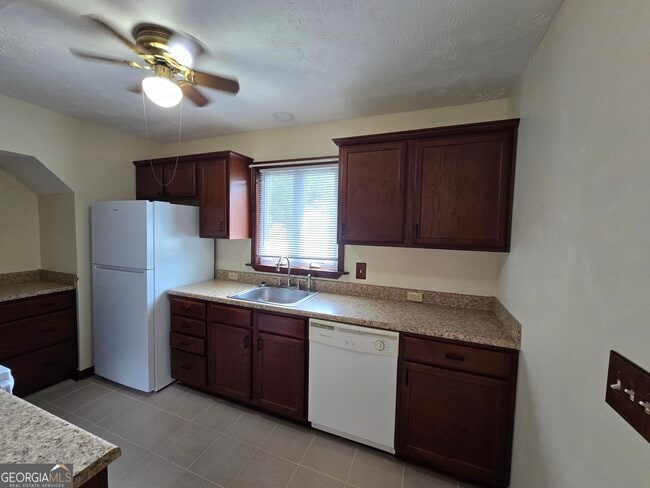 Building Photo - 106 Egret Ct