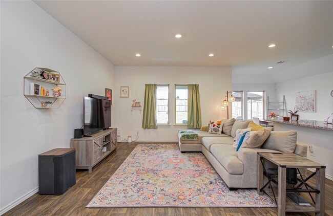 Building Photo - 14344 Rain Dr