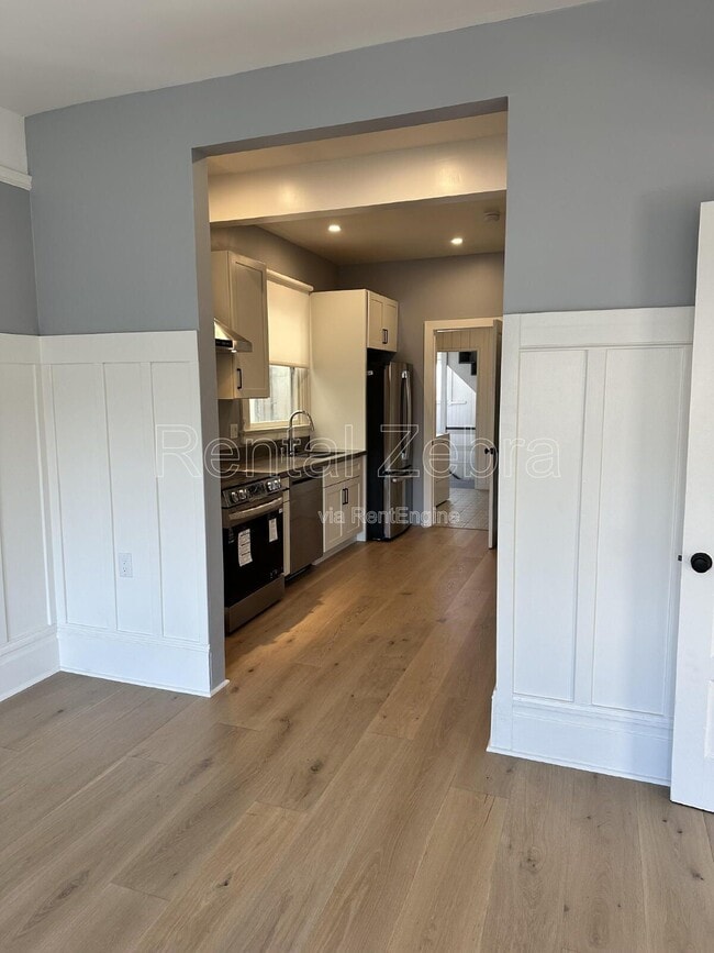 Building Photo - 1192 Pacific Ave