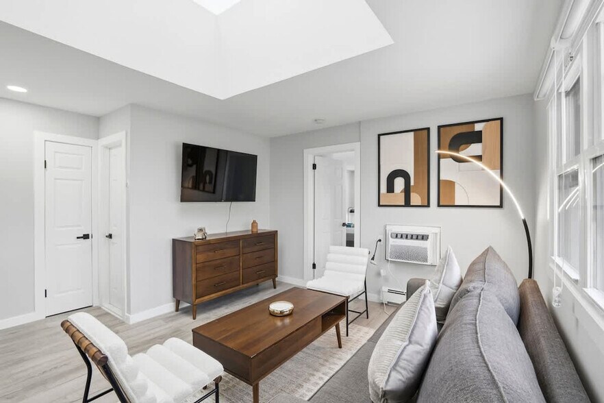 Building Photo - 225 Hancock Ave