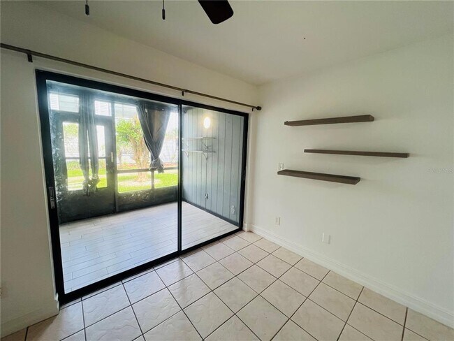 Building Photo - 3941 Atrium Dr