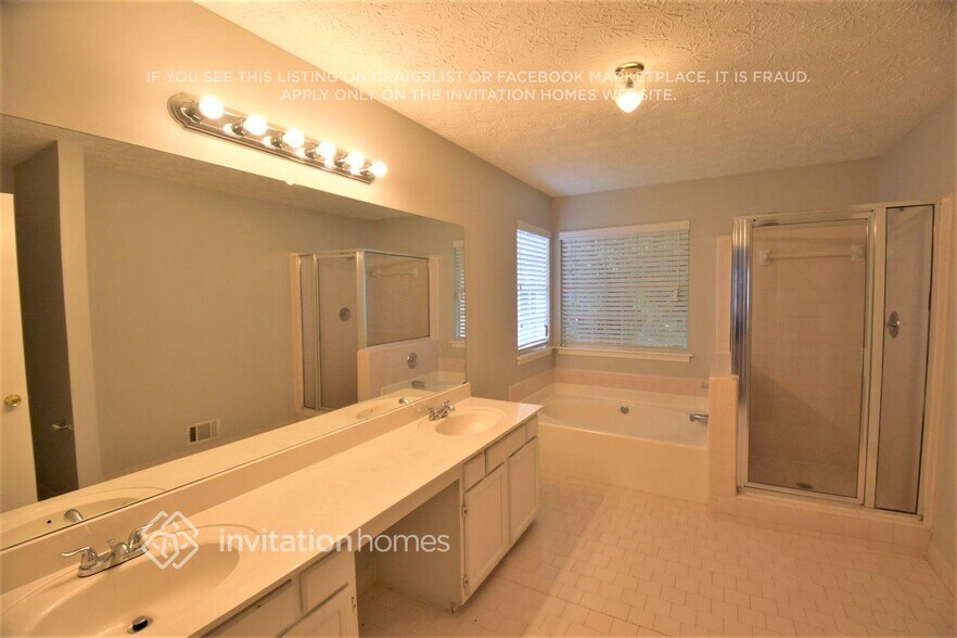 Building Photo - 210 Enon Ct SW