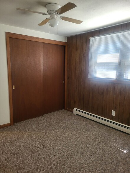 Bedroom 2 - 941 Buena Vista Dr