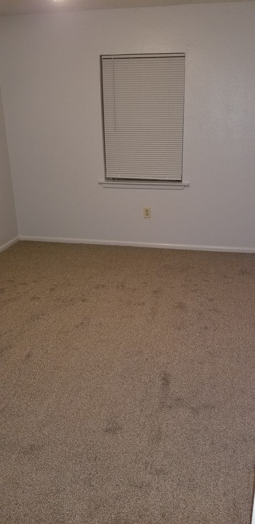 Building Photo - Available Now in Lafayette!