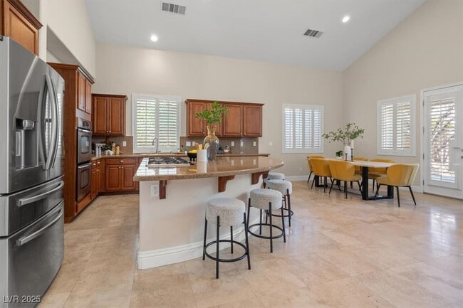 Building Photo - 858 La Sconsa Dr