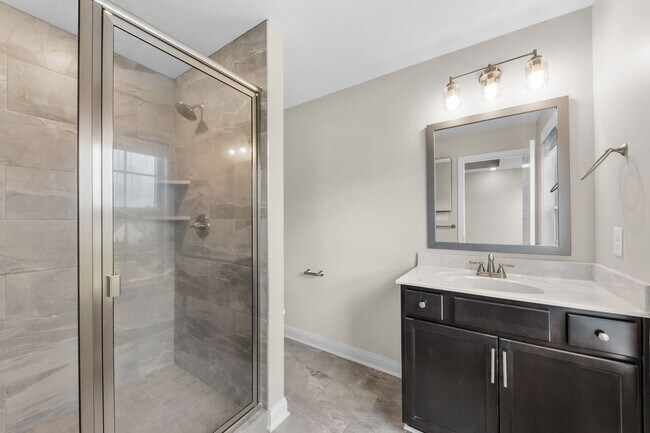 Building Photo - Move-In Special Available! Beautiful Home! Coming Soon!