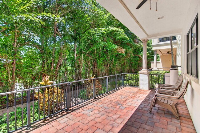 Building Photo - 622 Windward Cir S