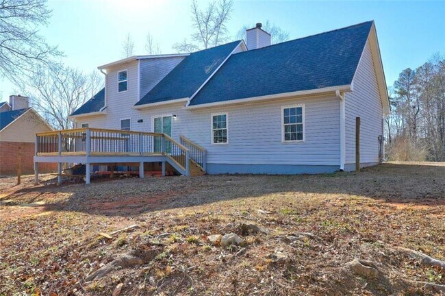 Building Photo - 95 Pine Grove Cir