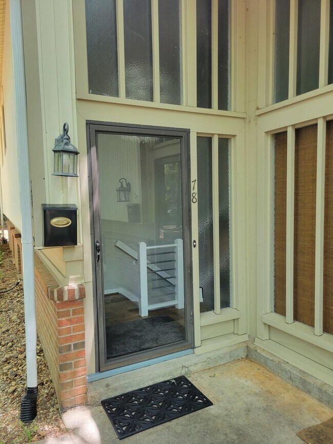 Primary Photo - 2 Bed, 2.5 Bath Condo Available in Greenville