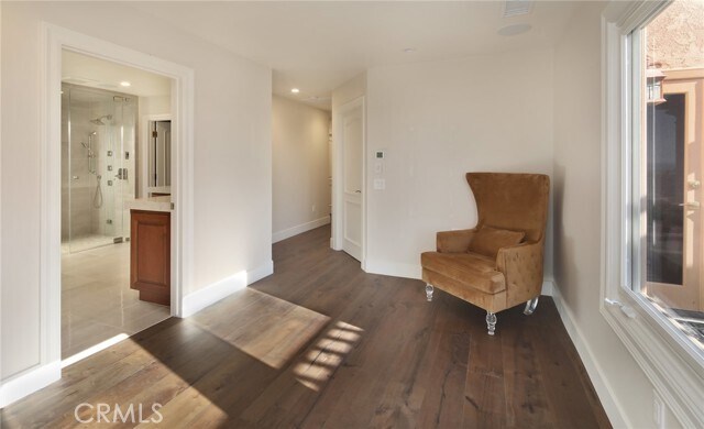 Building Photo - 33821 Via Capri Ave