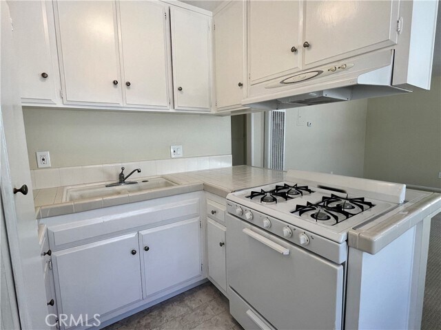 Building Photo - 16231 Gramercy Pl