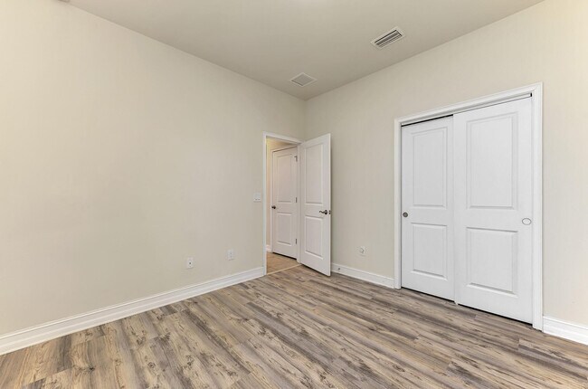 Building Photo - 4417 Conchfish Ln