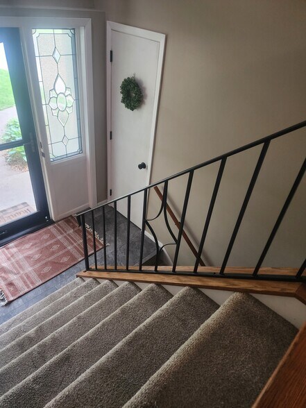 Split-level Entry - 2816 Fernwood St