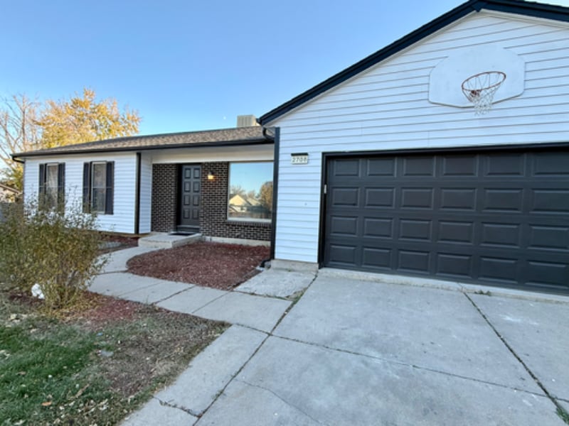 Building Photo - 2708 W 98th Dr