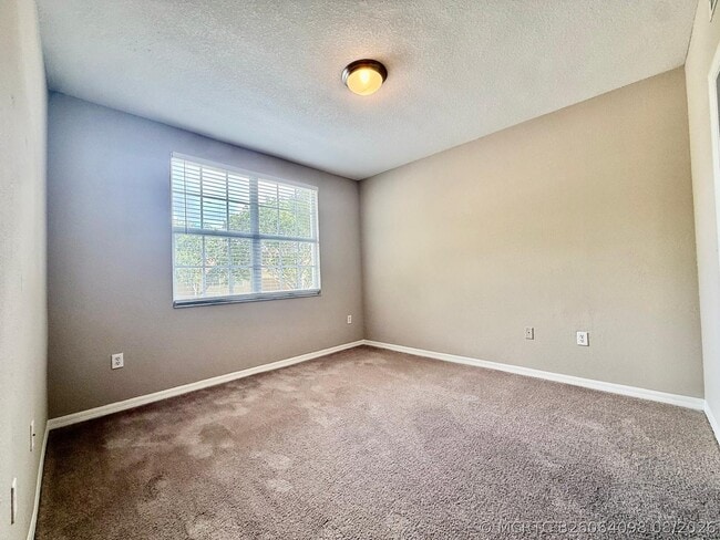 Building Photo - 15145 Michelangelo Blvd