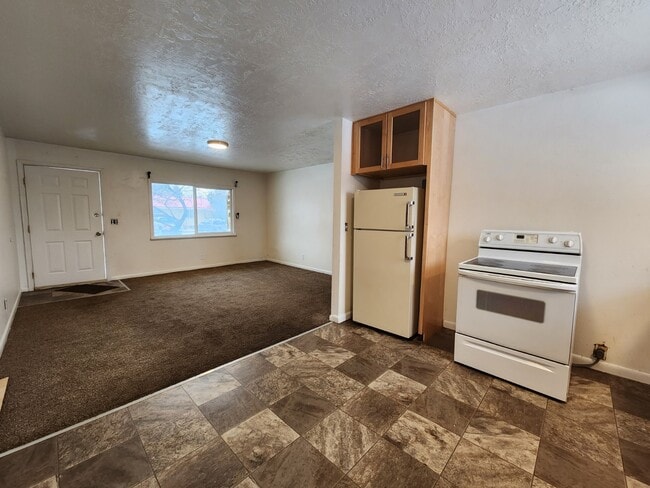 Building Photo - Harris Apartments