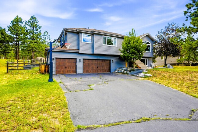 Building Photo - 1635 Muirfield Ln