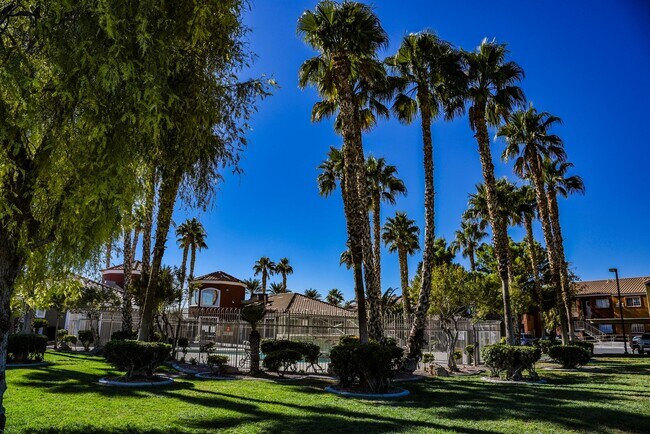 Building Photo - Like-New 2BR/2BA Condo in Gated Manzanita Community – Vaulted Ceilings & Fireplace!
