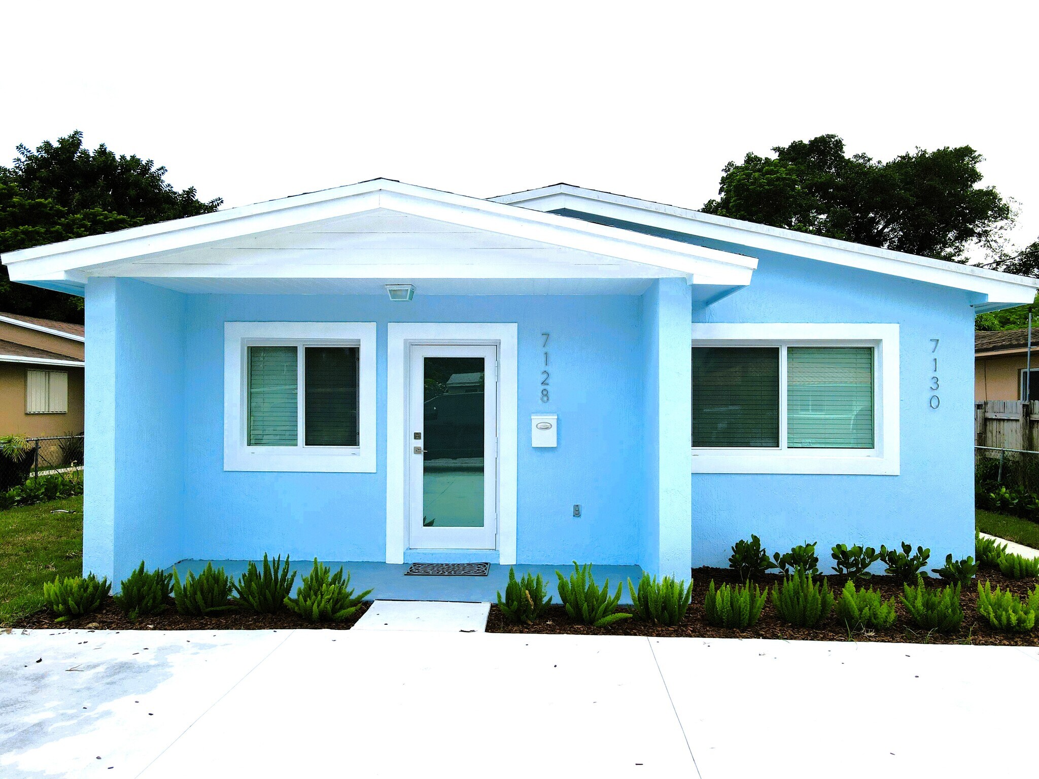 Building Photo - 7128 SW 22nd St