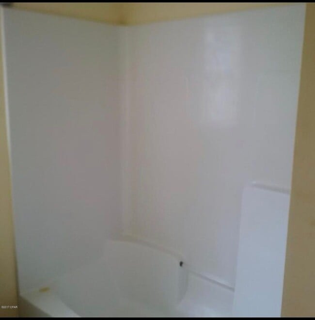 Building Photo - Very cute, 1 bedroom 1 bath,walking distan...